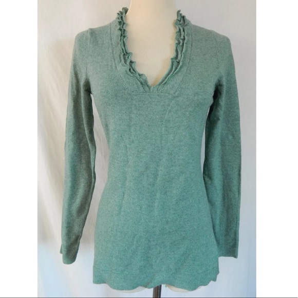 Banana Republic Ruffle V Neck Italian Wool Sweater - Picture 2 of 7